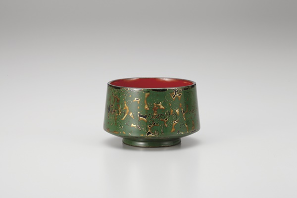 Drinking vessel, Large sake cup, Mushikui pattern, Green - Aizu lacquerware-Aizu lacquerware-Japanese Lacquerware