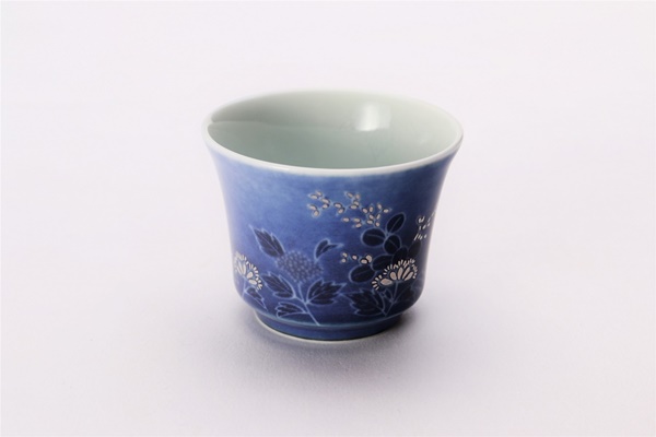 Drinking vessel, Large sake cup, Fukizumi Sumi-hajiki, Autumn grass Small - Imaizumi Imaemon XIV, Arita ware, Ceramics-Imari/Arita ware-Japanese Ceramics