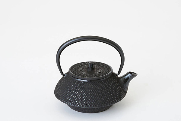 Tea supplies, Kyusu teapot Arbor shape Arare Enameled inside, Nambu ironware, Metalwork-Nambu ironware-Japanese Metalwork